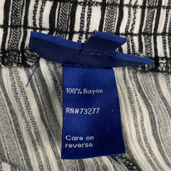 Apt. 9 Brand Ladies Crops/Pants Size XL Rayon Stripes Lightweight Elastic Waist - Picture 6 of 11